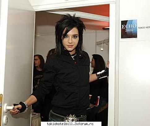 imaginatie - Bill : --- hai Chrisa..liebe..ca pleaca astia - .:About..th:.