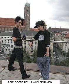 imaginatie - bill: uh fratemio c plictisit sunt ... tom: me - .:About..th:.